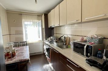 Apartament 3 camere de vanzare SUCEAVA - Suceava anunturi imobiliare Suceava