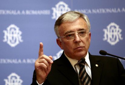 Mugur Isărescu acuză Guvernul Boc de minciună