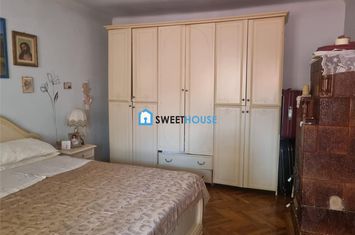 Casă - 8 camere de vanzare CENTRAL - Brasov anunturi imobiliare Brasov