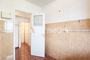 Apartament doua camere cu boxa zona Astra anunturi imobiliare Brasov