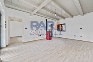 Căsuță renovată modern anunturi imobiliare Neamt