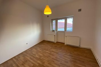Vanzare apartament 3 camere in vila Mosilor Foisorul de Foc anunturi imobiliare Bucuresti