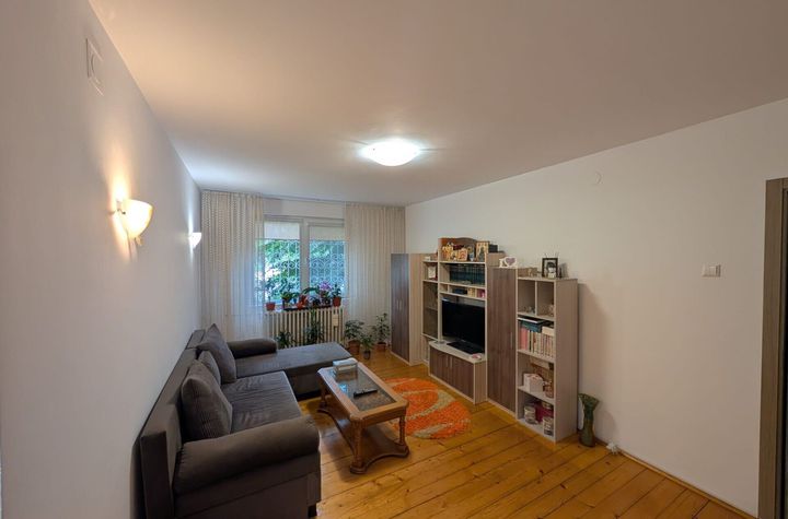 Apartament de 4 Camere Spațios în Cartierul Rahova, Vasile Croitoru anunturi imobiliare Bucuresti