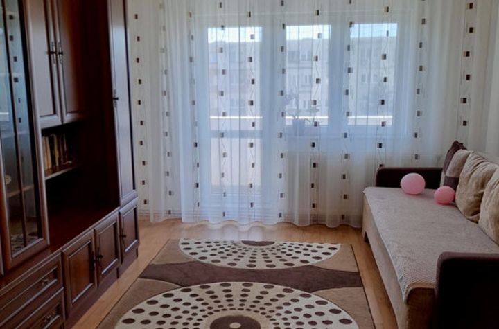 Apartament 4 camere de vanzare SIMERIA - Hunedoara anunturi imobiliare Hunedoara
