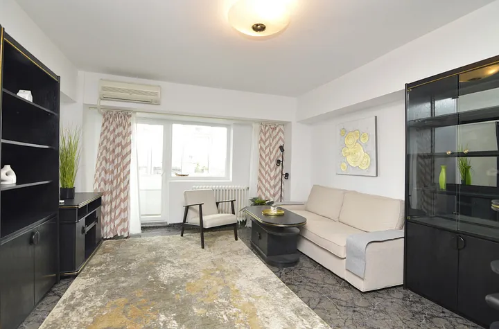 Apartament 3 camere de inchiriat UNIRII - Bucuresti anunturi imobiliare Bucuresti