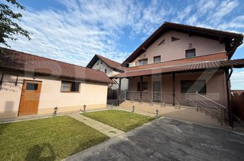 Vilă - 4 camere de vanzare ALBA IULIA - Alba anunturi imobiliare Alba