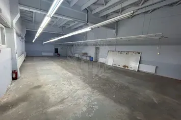 HALA DEPOZITARE//COMPARTIMENTATA// ZONA BARIERA BUCURESTI anunturi imobiliare Prahova