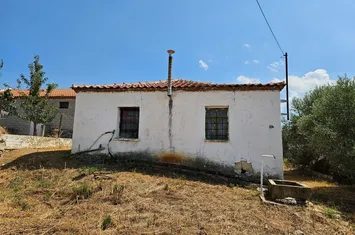 Casă 81 mp în Ivira, teren 1.209 mp anunturi imobiliare Grecia