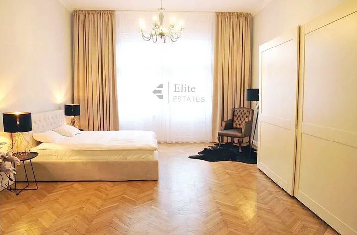 Apartament ultracentral cu 2 camere de inchiriat anunturi imobiliare Bihor