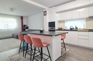 Casa mobilata si utilata in Cartier Izvor Tarlungeni Brasov anunturi imobiliare Brasov