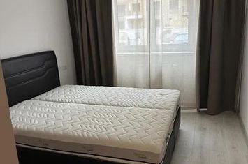 Apartament 3 camere de vanzare TRACTORUL - Brasov anunturi imobiliare Brasov