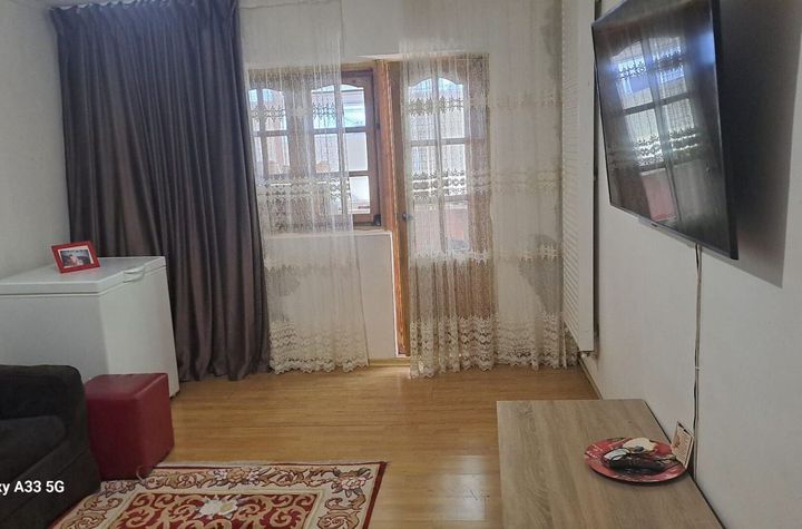 Apartament 3 camere parter anunturi imobiliare Vrancea