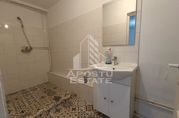 Casa la curte comuna, 3 camere, izolata exterior,  zona Cetatii. anunturi imobiliare Timis