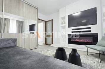 Garsoniera renovata zona ITC - Vlahuta anunturi imobiliare Brasov