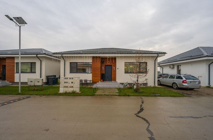 Vila parter mobilata si utilata Tunari anunturi imobiliare Bucuresti