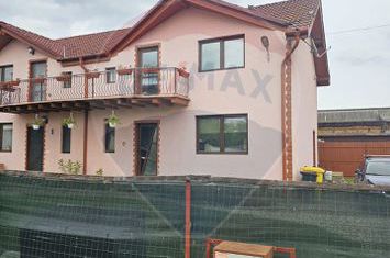Casă  - Vilă  APARTAMENT LA CASA DE VANZARE anunturi imobiliare Sibiu