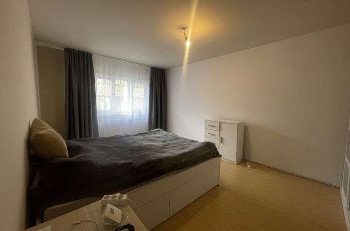 Apartament 3 camere de vanzare DAMBOVITA - Timis anunturi imobiliare Timis