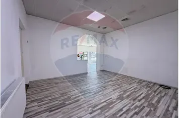 Spațiu comercial 110 mp-Inchiriere- vizibilitate excelentă anunturi imobiliare Sibiu