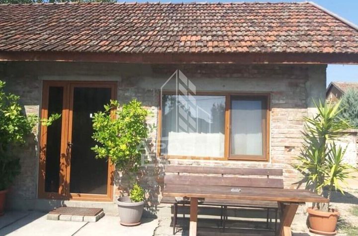 Casa individuala, in Curtici, jud. Arad. anunturi imobiliare Arad