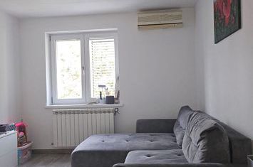 Inchiriere apartament trei camere mobilat/utilat gradina Cotroceni Arene anunturi imobiliare Bucuresti