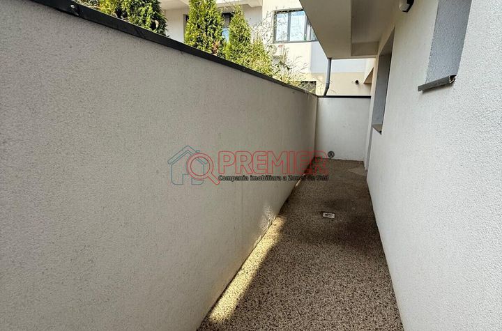 15 min Metrou Aparatorii Patriei - Garsoniera cu curte - Acte gata anunturi imobiliare Bucuresti