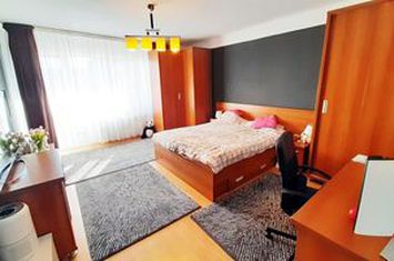 Apartament 3 camere de vanzare BACIU - Cluj anunturi imobiliare Cluj