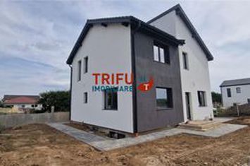 Casă - 4 camere de vanzare CENTRAL - Alba anunturi imobiliare Alba