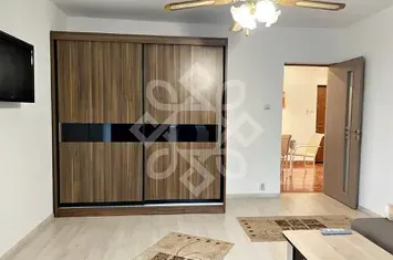 Apartament cu 3 camere de vanzare in Rogerius, Oradea anunturi imobiliare Bihor