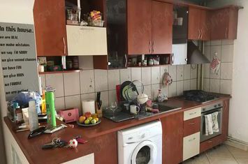 Apartament 3 camere de vanzare VITAN - Bucuresti anunturi imobiliare Bucuresti