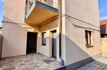 Vilă - 5 camere de vanzare LAZARET - Sibiu anunturi imobiliare Sibiu