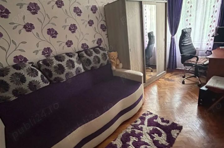 Apartament 3 camere de vanzare TRACTORU - Brasov anunturi imobiliare Brasov