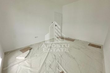 Apartament tip penthouse cu 3 camere si terasa de 30 mp in Braytim anunturi imobiliare Timis