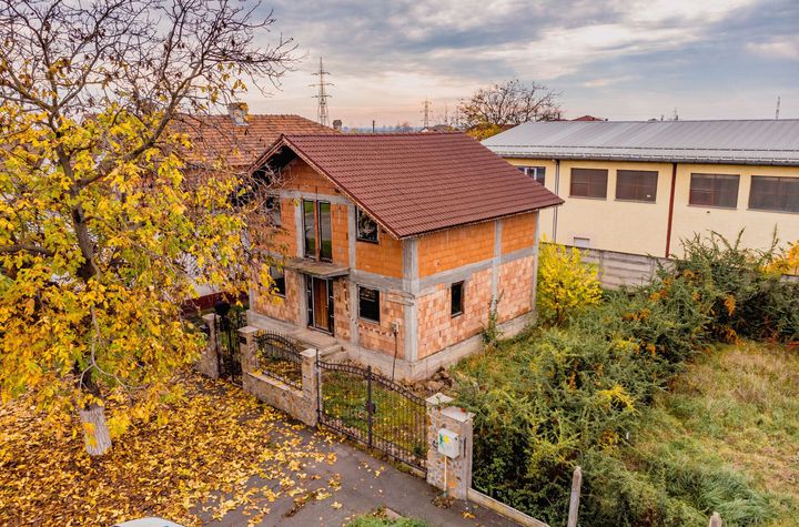Vilă - 4 camere de vanzare MICALACA - Arad anunturi imobiliare Arad