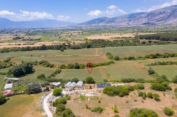 Teren construibil 5.166 mp lângă Spitalul General, Drama anunturi imobiliare Grecia