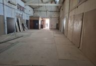 1.000 €, Spațiu industrial
