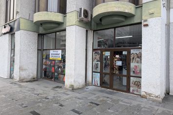 Spațiu comercial de inchiriat ULTRACENTRAL - Bacau anunturi imobiliare Bacau