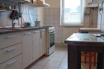 Apartament 3 camere de vanzare BRASOV - Brasov anunturi imobiliare Brasov