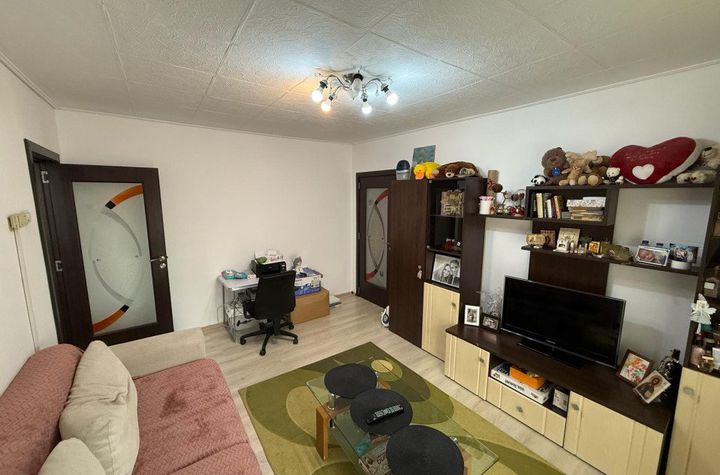 Apartament 2 camere de vanzare VASILE AARON - Sibiu anunturi imobiliare Sibiu