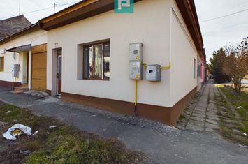 Apartament pasiv la casă  de vânzare zona Pârneava anunturi imobiliare Arad