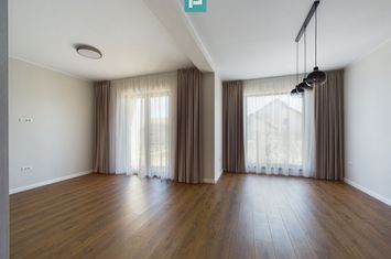 Duplex 1/2 în Moşniţa Nouă anunturi imobiliare Timis