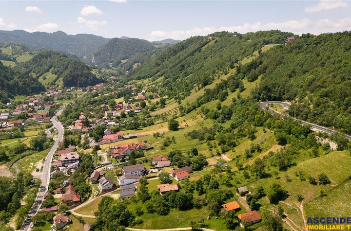 Teren Intravilan de vanzare MOIECIU - Brasov anunturi imobiliare Brasov