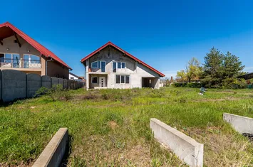Casă - 4 camere de vanzare CALUGARENI - Arad anunturi imobiliare Arad
