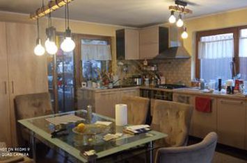 Casa individuala P+1  Sf Voievozi centru Mega Image anunturi imobiliare Bucuresti