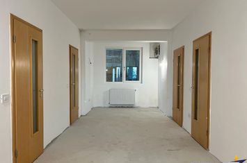Apartament 4 camere de vanzare CENTRAL - Brasov anunturi imobiliare Brasov