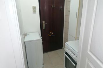 Garsonieră de vanzare BUZIASULUI - Timis anunturi imobiliare Timis