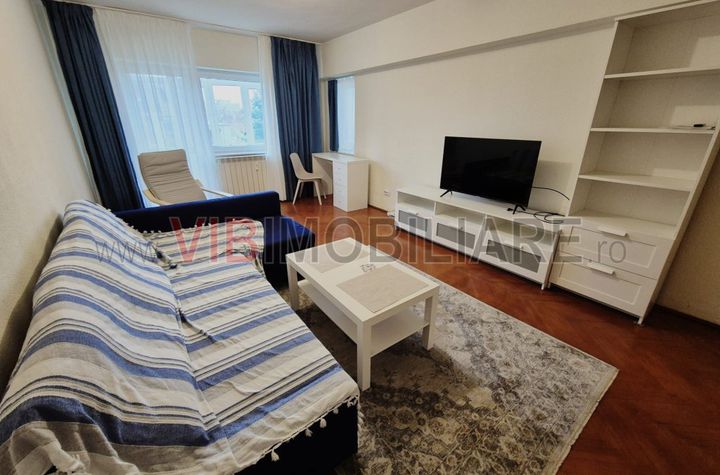 Unirii - Bld. Unirii - Piata Alba Iulia - 3 balcoane - stradal anunturi imobiliare Bucuresti