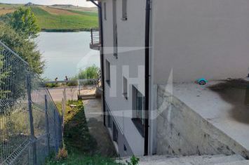 Vilă - 4 camere de vanzare CHINTENI - Cluj anunturi imobiliare Cluj