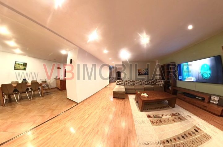 Vila eleganta| P+1 | 5 camere | 4 dormitoare – 300 mp utili | teren 780 mp | Disponibila imediat anunturi imobiliare Bucuresti