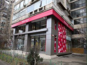 Millennium Bank instalează casierii în 46 de unităţi