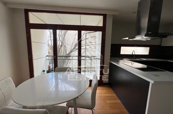 Apartament de lux 200 mp, zona Braytim, potrivit pentru locuit, birou anunturi imobiliare Timis